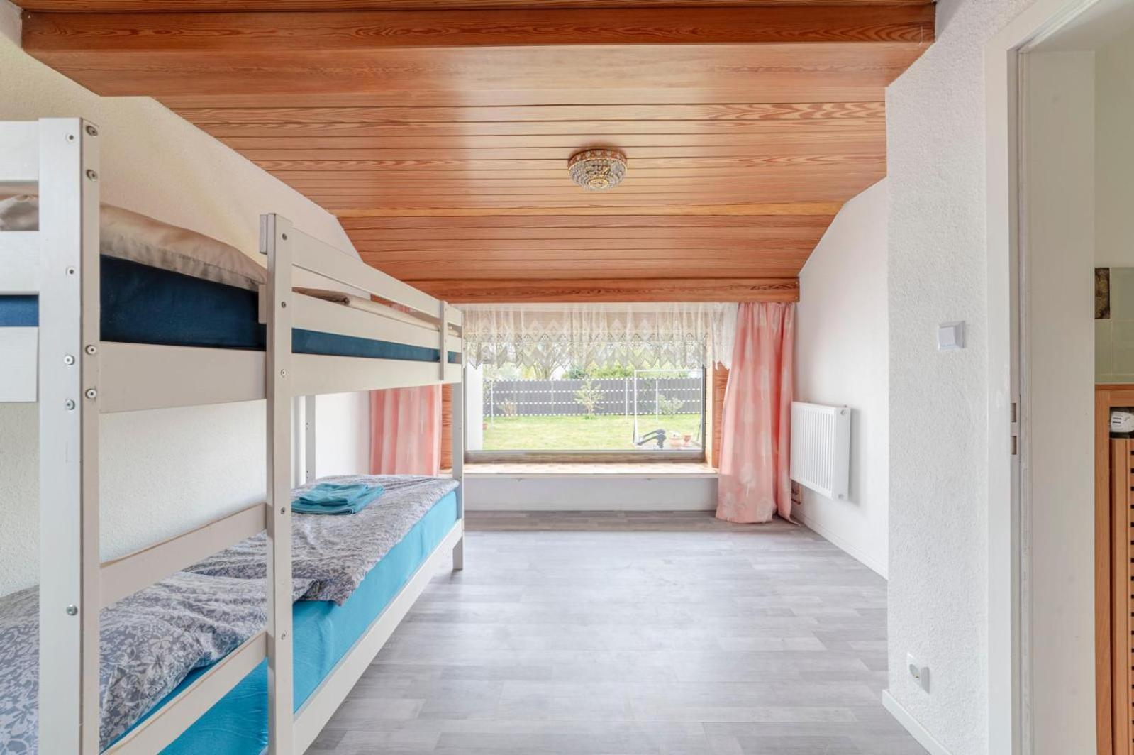 Cozy Villa With Garden, Balcony And Parking Area In Duesseldorf Luaran gambar