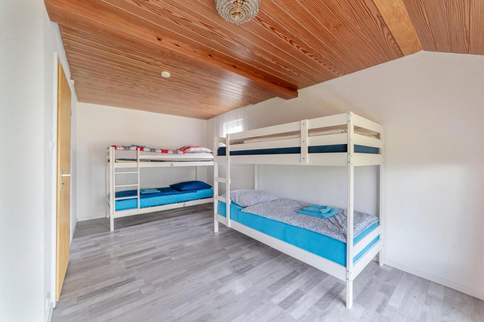 Cozy Villa With Garden, Balcony And Parking Area In Duesseldorf Luaran gambar